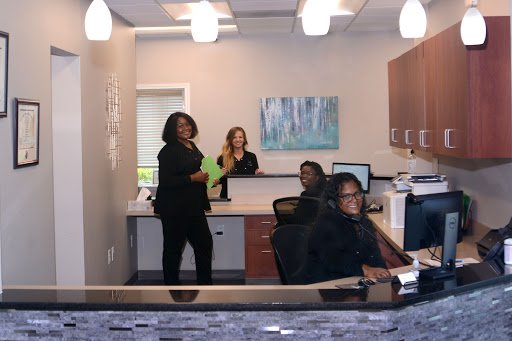 HM Oral Surgery and Dental Implant Center
